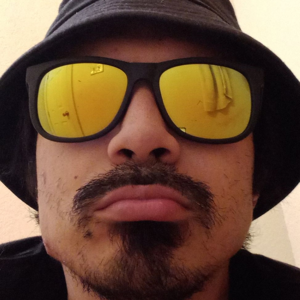 Glasses / Shades